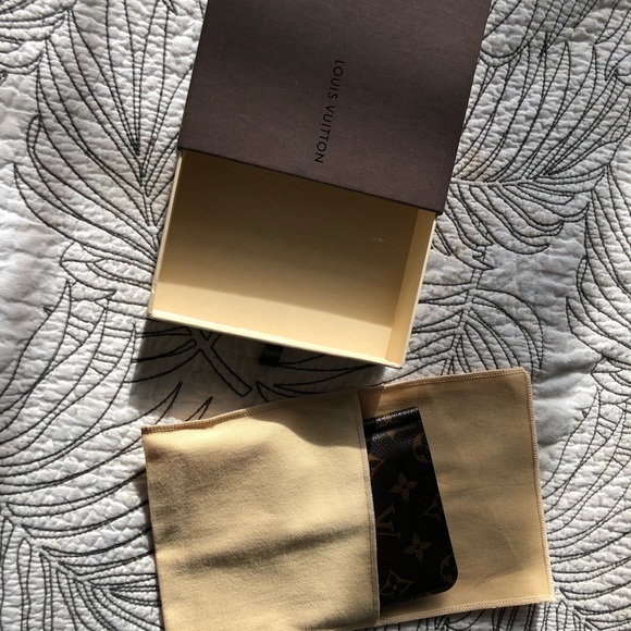 Louis Vuitton Mens wallet M66543 with money clip - Picture 2 of 4